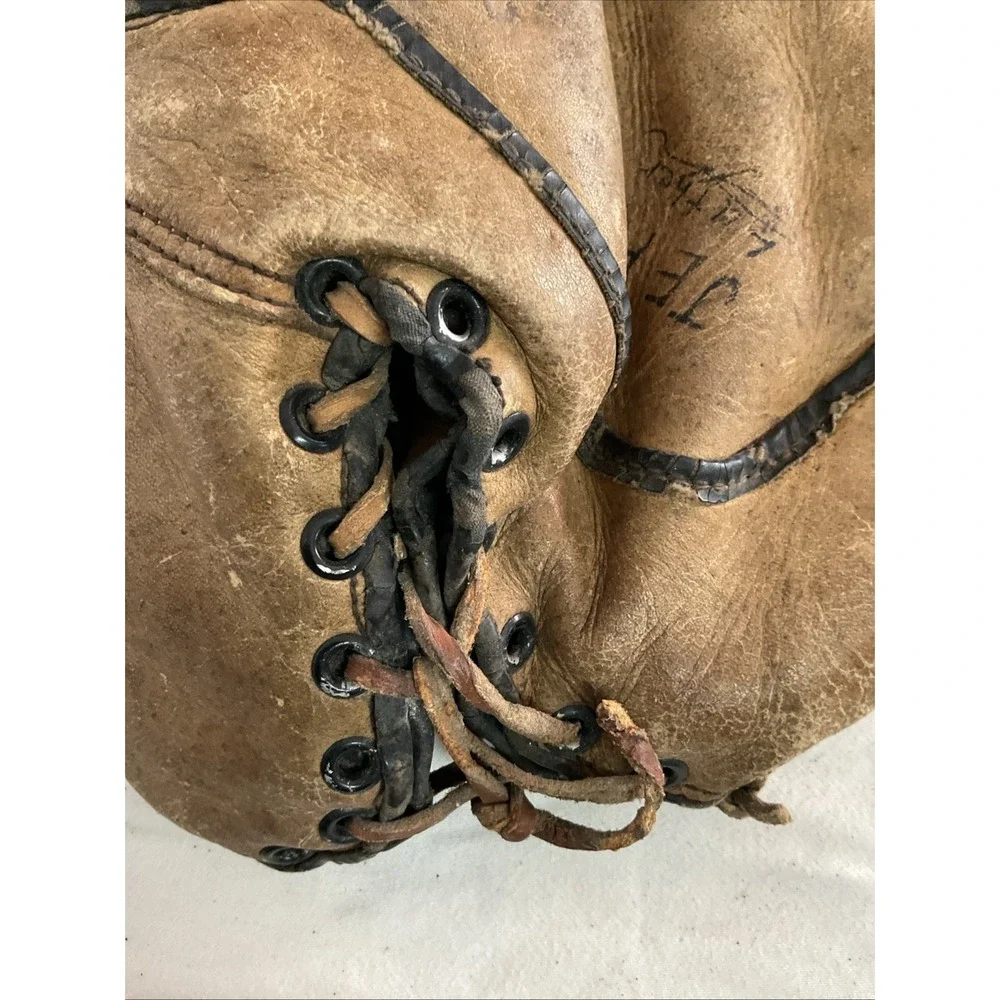 Vtg‎ 1940's Rudy York Western's Model G1342 Baseball Glove Baseman's Mitt
